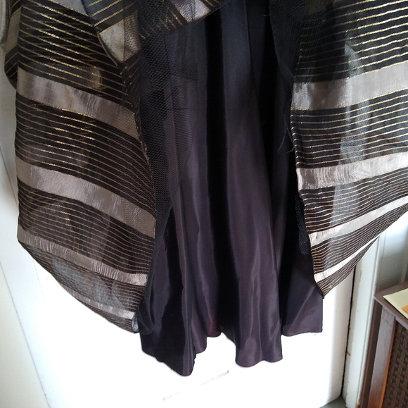 VINTAGE 1950s Strapless Black Metallic Silver and Gold Evening Dress with Shawl - Picture 12 of 15